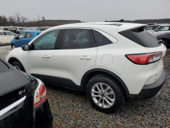 2022 Ford Escape SE with VIN 1FMCU9G69NUA61150, listed as a Copart auction lot 48352555 with 161,397 mi miles and Clean Title. Bid and sale history available at carsss.com. Image 2.