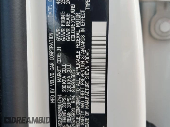 2021 Volvo XC40 R-Design with VIN YV4162UM5M2604744, listed as a Copart auction lot 53574615 with 17,993 mi miles and Salvage Title. Bid and sale history available at carsss.com. Image 14.