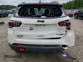 2020 Jeep Compass Trailhawk z VIN 3C4NJDDB1LT122251, wystawiony jako Copart lot #55255875 z przebiegiem 104 462 mil mil oraz Szkoda całkowita • Salvage title. Historia ofert i sprzedaży dostępna na DreamBid. Obrazek 6.