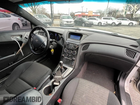 2013 Hyundai Genesis Coupe R-Spec with VIN KMHHT6KD9DU101531, listed as a Copart auction lot 49768125 with 103,932 mi miles and Clean title. Bid and sale history available at DreamBid. Image 9.