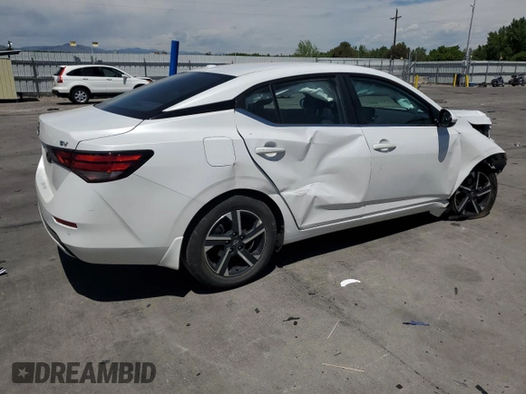 2024 Nissan Sentra SV z VIN 3N1AB8CV3RY224745, wystawiony jako Copart lot #57829955 z przebiegiem 25 449 mil mil oraz Szkoda całkowita • Salvage title. Historia ofert i sprzedaży dostępna na DreamBid. Obrazek 3.
