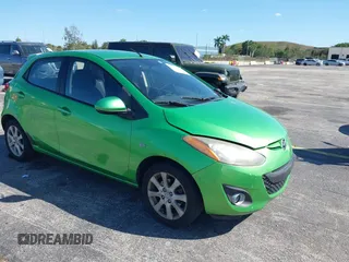2011 Mazda 2 Sport with VIN JM1DE1HY9B0126234, listed as a IAAI auction lot 41845143 with 135,273 mi miles. Bid and sale history available at carsss.com. Image 1.