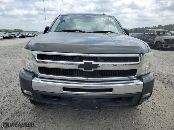2011 Chevrolet Silverado 1500 LT with VIN 1GCRKSE32BZ383969, listed as a Copart auction lot 51664215 with 191,940 mi miles and Salvage Title. Bid and sale history available at carsss.com. Image 5.
