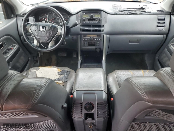2004 Honda Pilot EX with VIN 2HKYF185X4H579532, listed as a Copart auction lot 52068875 with 216,251 mi miles and Salvage Title. Bid and sale history available at carsss.com. Image 8.