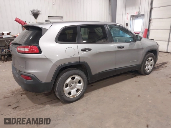 2015 Jeep Cherokee Sport with VIN 1C4PJMAB8FW594202, listed as a IAAI auction lot 40920153 with 235,933 mi miles. Bid and sale history available at carsss.com. Image 4.