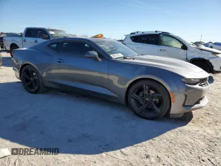 2020 Chevrolet Camaro 1LS with VIN 1G1FB1RX7L0144877, listed as a Copart auction lot 86010454 with 28,742 mi miles and Clean title. Bid and sale history available at DreamBid. Image 4.