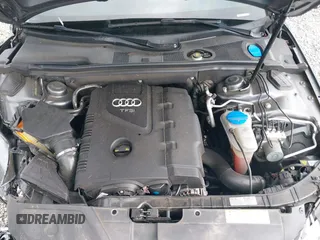 2015 Audi A4 Premium Plus z VIN WAUFFAFL5FN019698, wystawiony jako IAAI lot #42310939 z przebiegiem 72 491 mil mil oraz . Historia ofert i sprzedaży dostępna na DreamBid. Obrazek 10.