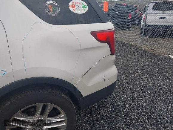 2016 Ford Explorer Limited with VIN 1FM5K8FH9GGC99383, listed as a IAAI auction lot 42021013 with 103,792 mi miles and . Bid and sale history available at DreamBid. Image 6.