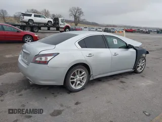 2014 Nissan Maxima SV with VIN 1N4AA5AP5EC460941, listed as a IAAI auction lot 40748781 with 130,872 mi miles and . Bid and sale history available at DreamBid. Image 17.