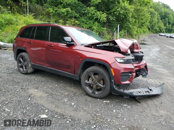 2023 Jeep Grand Cherokee Altitude with VIN 1C4RJHAG8PC515657, listed as a Copart auction lot 59985725 with 120,758 mi miles and Salvage title. Bid and sale history available at DreamBid. Image 4.