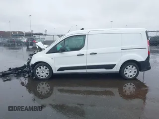 2022 Ford Transit Connect XL z VIN NM0LS7S28N1522940, wystawiony jako IAAI lot #42005203 z przebiegiem Nie podano mil oraz . Historia ofert i sprzedaży dostępna na DreamBid. Obrazek 14.
