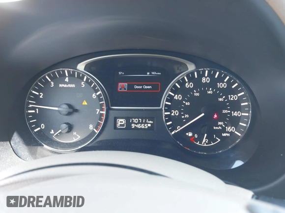 2015 Nissan Altima 2.5 S with VIN 1N4AL3AP9FC153529, listed as a IAAI auction lot 42031503 with 170,711 mi miles. Bid and sale history available at carsss.com. Image 7.