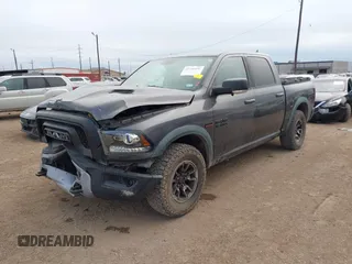 2017 Ram 1500 Rebel z VIN 1C6RR7YT0HS534465, wystawiony jako IAAI lot #41240431 z przebiegiem 125 886 mil mil oraz . Historia ofert i sprzedaży dostępna na DreamBid. Obrazek 17.