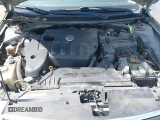2009 Nissan Altima SL with VIN 1N4AL21E49N472094, listed as a IAAI auction lot 42108451 with 210,448 mi miles and . Bid and sale history available at DreamBid. Image 10.