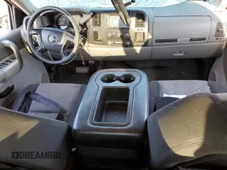 2008 GMC Sierra 1500 Work Truck z VIN 1GTEC19X98Z296159, wystawiony jako Copart lot #87528965 z przebiegiem 173 545 mil mil oraz Szkoda całkowita • Salvage title. Historia ofert i sprzedaży dostępna na DreamBid. Obrazek 8.