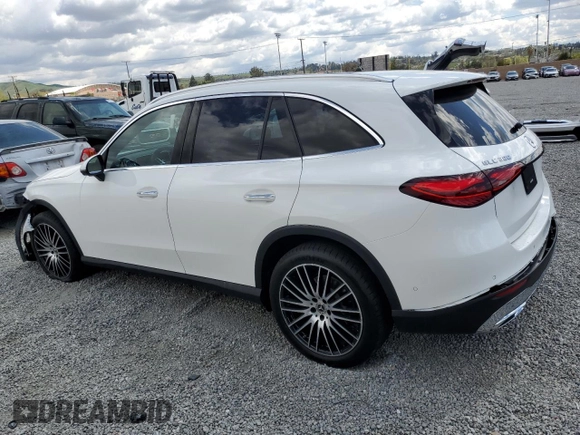 2025 Mercedes-Benz GLC 300 z VIN W1NKM4HB7SF296928, wystawiony jako Copart lot #51312915 z przebiegiem 664 mil mil oraz Szkoda całkowita • Salvage title. Historia ofert i sprzedaży dostępna na DreamBid. Obrazek 2.