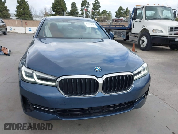 2023 BMW 5 Series 530e z VIN WBA13AG07PCL21918, wystawiony jako IAAI lot #41890108 z przebiegiem 20 790 mil mil oraz . Historia ofert i sprzedaży dostępna na DreamBid. Obrazek 13.