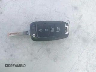 2019 Hyundai Accent SE с VIN 3KPC24A37KE049861, выставлен на аукционе IAAI как лот 41996701 с пробегом 121 826 миль миль и . История ставок и продаж доступна на DreamBid. Изображение 11.