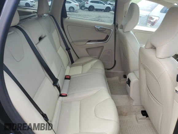 2016 Volvo XC60 T6 Drive-E Platinum с VIN YV449MDM7G2788363, выставлен на аукционе Copart как лот 50413254 с пробегом 139 931 миль миль и . История ставок и продаж доступна на DreamBid. Изображение 11.