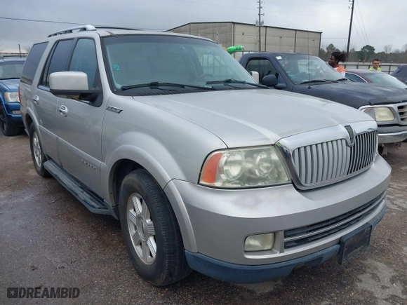 2006 Lincoln Navigator Luxury with VIN 5LMFU27506LJ01597, listed as a IAAI auction lot 41693004 with 1 mi miles. Bid and sale history available at carsss.com. Image 1.