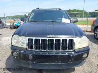 2006 Jeep Grand Cherokee Limited with VIN 1J4HR58296C114768, listed as a IAAI auction lot 42080086 with 193,446 mi miles. Bid and sale history available at carsss.com. Image 6.