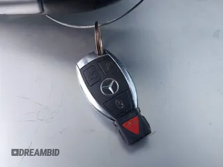 2013 Mercedes-Benz C 300 Sport с VIN WDDGF8AB2DR289465, выставлен на аукционе IAAI как лот 42211273 с пробегом 124 674 миль миль и . История ставок и продаж доступна на DreamBid. Изображение 11.