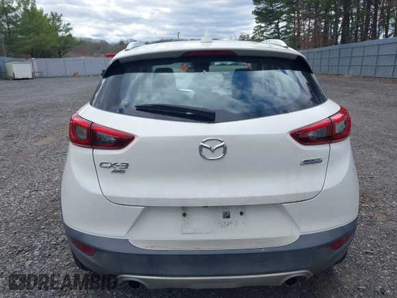 2018 Mazda CX-3 Touring with VIN JM1DKFC71J0315074, listed as a IAAI auction lot 42029790 with 100,268 mi miles. Bid and sale history available at carsss.com. Image 16.