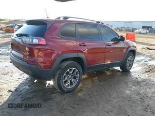 2021 Jeep Cherokee Trailhawk с VIN 1C4PJMBX5MD193290, выставлен на аукционе IAAI как лот 40903042 с пробегом 54 239 миль миль и . История ставок и продаж доступна на DreamBid. Изображение 4.