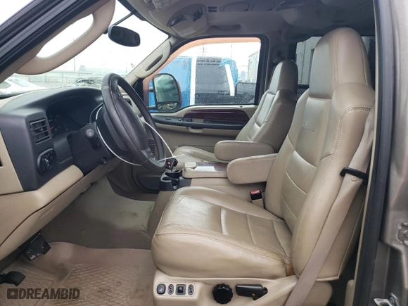 2005 Ford Excursion Limited with VIN 1FMSU43P65EA57791, listed as a Copart auction lot 46284045 with 150,105 mi miles and Salvage Title. Bid and sale history available at carsss.com. Image 7.