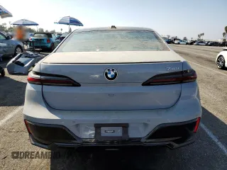 2023 BMW 7 Series 740i with VIN WBA23EH01PCN47236, listed as a Copart auction lot 76135864 with 0 mi miles and Salvage Title. Bid and sale history available at carsss.com. Image 6.