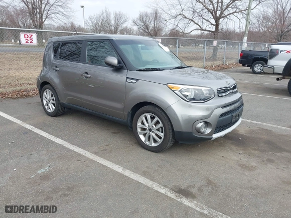 2019 Kia Soul + with VIN KNDJP3A55K7679656, listed as a IAAI auction lot 41804151 with 62,910 mi miles. Bid and sale history available at carsss.com. Image 1.