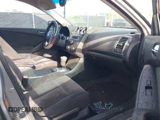 2009 Nissan Altima SL with VIN 1N4AL21E29N456296, listed as a IAAI auction lot 41721657 with 268,696 mi miles and . Bid and sale history available at DreamBid. Image 5.