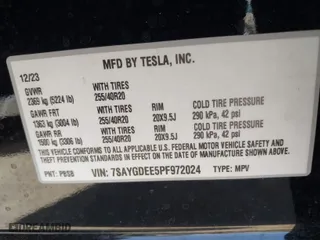 2023 Tesla Model Y Long Range with VIN 7SAYGDEE5PF972024, listed as a IAAI auction lot 41623512 with 22,202 mi miles. Bid and sale history available at carsss.com. Image 9.