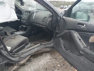 2009 Nissan Altima SE z VIN 1N4BL21E49C179974, wystawiony jako IAAI lot #42058454 z przebiegiem 196 351 mil mil oraz . Historia ofert i sprzedaży dostępna na DreamBid. Obrazek 5.