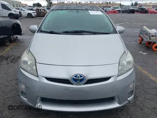 2011 Toyota Prius I with VIN JTDKN3DU3B1452918, listed as a IAAI auction lot 41513974 with 345,329 mi miles and . Bid and sale history available at DreamBid. Image 12.