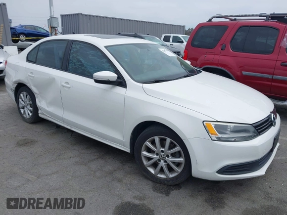 2011 Volkswagen Jetta SE with VIN 3VWDX7AJ2BM345251, listed as a IAAI auction lot 42407502 with 110,121 mi miles and . Bid and sale history available at DreamBid. Image 1.