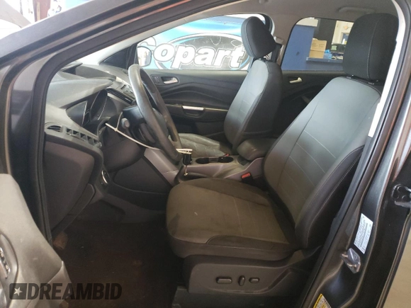 2016 Ford Escape SE z VIN 1FMCU9GX7GUA06269, wystawiony jako Copart lot #51110775 z przebiegiem 131 959 mil mil oraz Czysty tytuł • Clean title. Historia ofert i sprzedaży dostępna na DreamBid. Obrazek 7.