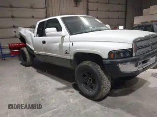 2001 Dodge Ram 2500 with VIN 1B7KF23701J537958, listed as a IAAI auction lot 40478428 with 227,209 mi miles. Bid and sale history available at carsss.com. Image 1.