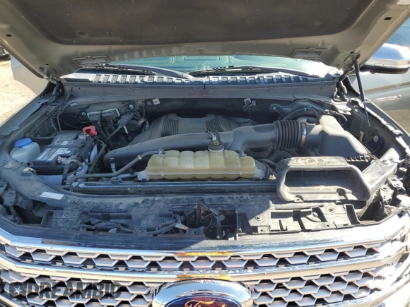 2019 Ford Expedition Platinum с VIN 1FMJU1MT1KEA58042, выставлен на аукционе Copart как лот 57112995 с пробегом 66 764 миль миль и Списание • Salvage title. История ставок и продаж доступна на DreamBid. Изображение 12.
