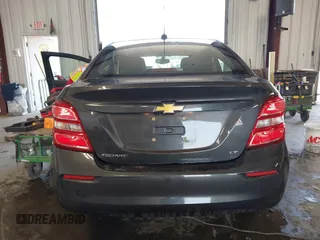 2019 Chevrolet Sonic LT z VIN 1G1JD5SB7K4107202, wystawiony jako IAAI lot #42430865 z przebiegiem 81 359 mil mil oraz . Historia ofert i sprzedaży dostępna na DreamBid. Obrazek 16.