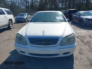 2002 Mercedes-Benz S-Class 5.0L with VIN WDBNG75J62A241861, listed as a IAAI auction lot 41482395 with 1 mi miles. Bid and sale history available at carsss.com. Image 6.