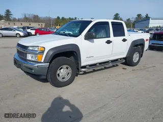2005 Chevrolet Colorado 1SC LS Z85 with VIN 1GCDT136558110145, listed as a IAAI auction lot 41950268 with 157,990 mi miles. Bid and sale history available at carsss.com. Image 2.