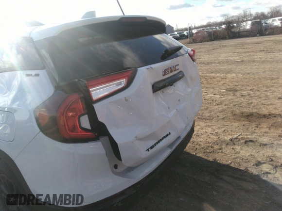 2024 GMC Terrain SLE z VIN 3GKALMEG4RL394079, wystawiony jako IAAI lot #41888389 z przebiegiem 572 mil mil oraz . Historia ofert i sprzedaży dostępna na DreamBid. Obrazek 18.