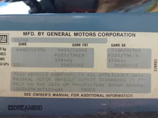 1989 Chevrolet Chevy Van z VIN 1GCEG25K3K7104404, wystawiony jako IAAI lot #42266335 z przebiegiem 96 272 mil mil oraz . Historia ofert i sprzedaży dostępna na DreamBid. Obrazek 9.