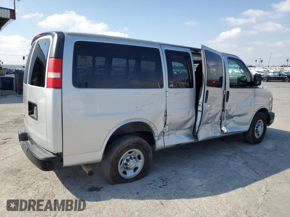 2014 Chevrolet Express Passenger LS z VIN 1GAWGPFG9E1185033, wystawiony jako Copart lot #44763045 z przebiegiem 185 883 mil mil oraz Szkoda całkowita • Salvage title. Historia ofert i sprzedaży dostępna na DreamBid. Obrazek 3.