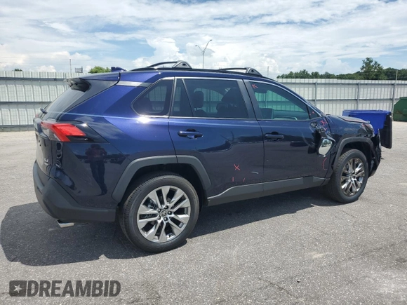 2025 Toyota RAV4 XLE Premium z VIN 2T3A1RFVXSW561913, wystawiony jako Copart lot #64755135 z przebiegiem 216 mil mil oraz Szkoda całkowita • Salvage title. Historia ofert i sprzedaży dostępna na DreamBid. Obrazek 3.