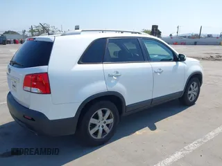 2013 Kia Sorento LX with VIN 5XYKT3A61DG317094, listed as a IAAI auction lot 42747947 with 235,917 mi miles and . Bid and sale history available at DreamBid. Image 4.