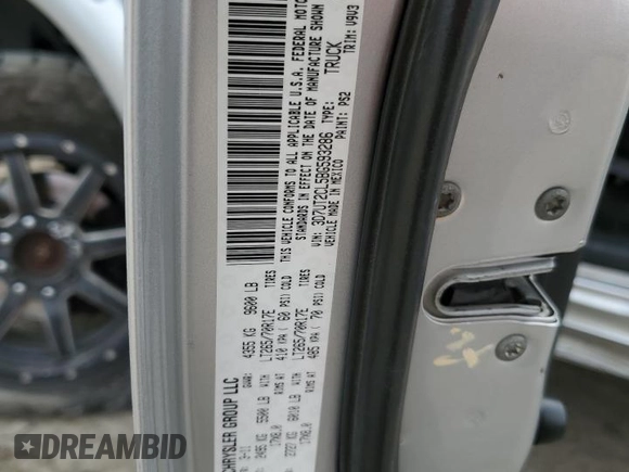 2011 Ram 2500 SLT with VIN 3D7UT2CL5BG593286, listed as a Copart auction lot 45127025 with 209,070 mi miles and Salvage title. Bid and sale history available at DreamBid. Image 14.