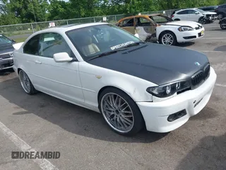 2004 BMW 3 Series 325Ci z VIN WBABD33494PL00255, wystawiony jako IAAI lot #42342822 z przebiegiem 142 243 mil mil oraz . Historia ofert i sprzedaży dostępna na DreamBid. Obrazek 1.