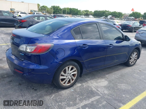 2012 Mazda 3 i Touring с VIN JM1BL1V74C1628735, выставлен на аукционе IAAI как лот 42681703 с пробегом 147 758 миль миль и . История ставок и продаж доступна на DreamBid. Изображение 4.